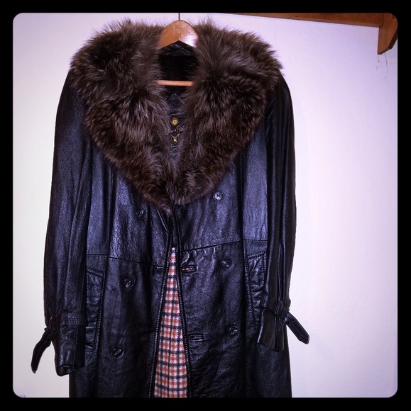 Vintage Racoon collared Leather trench - Picture 1 of 6